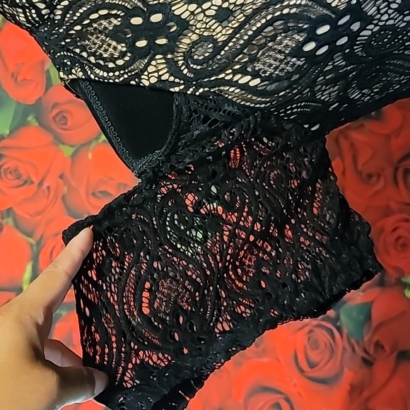 Sloan & Sadie Lace Top XL - Picture 4 of 7